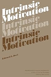 Amazon.co.jp: Intrinsic Motivation and Self-Determination in Human